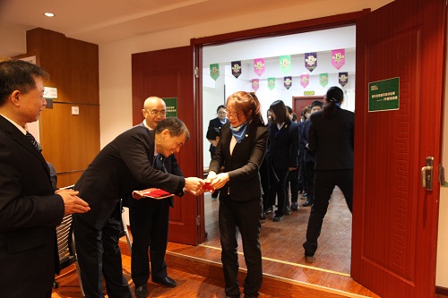 1519365688145824.jpg IMG_4957.JPG